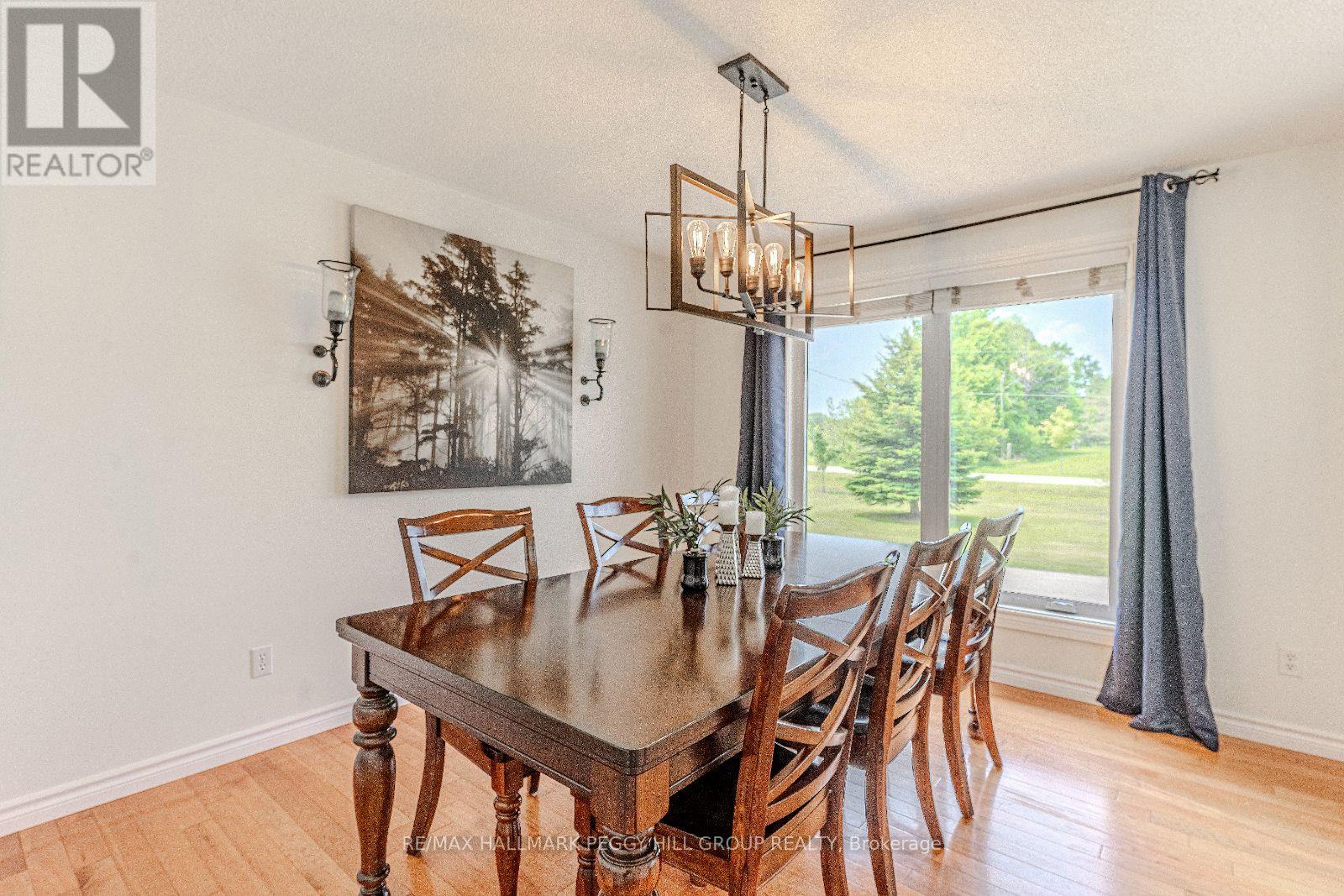 3413 Mccarthy Drive, Clearview, Ontario  L0M 1N0 - Photo 5 - S12206435