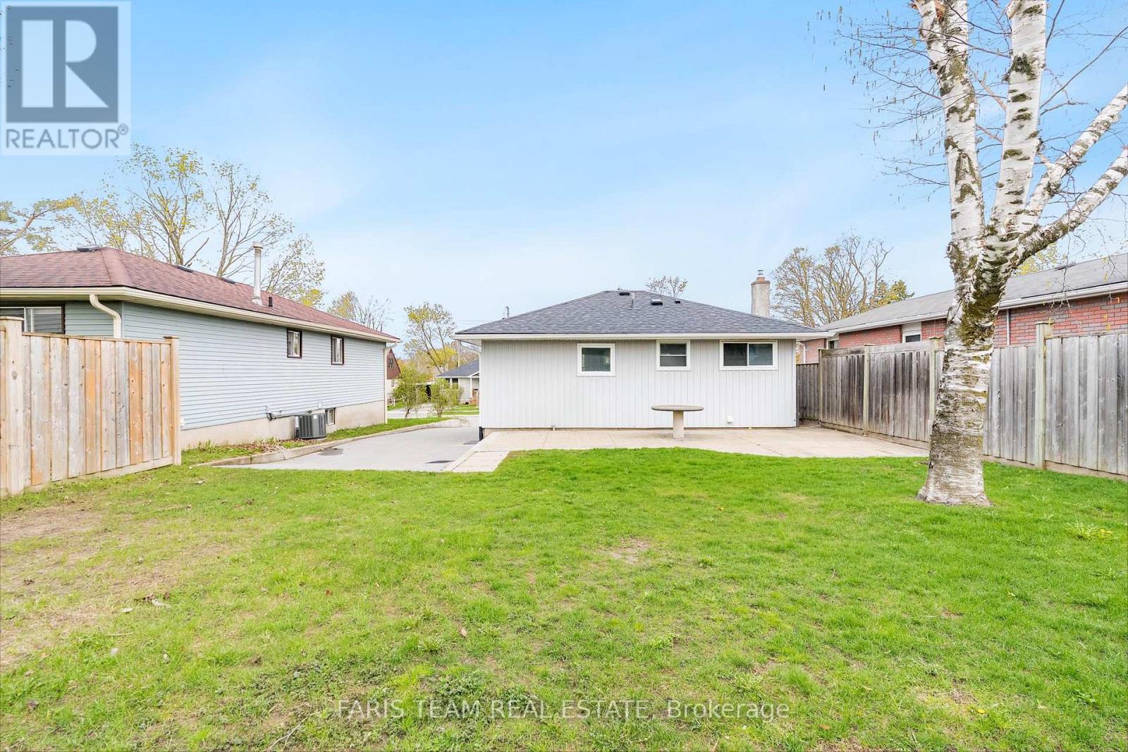 135 Gunn Street, Barrie, Ontario  L4M 2H6 - Photo 21 - S12206522