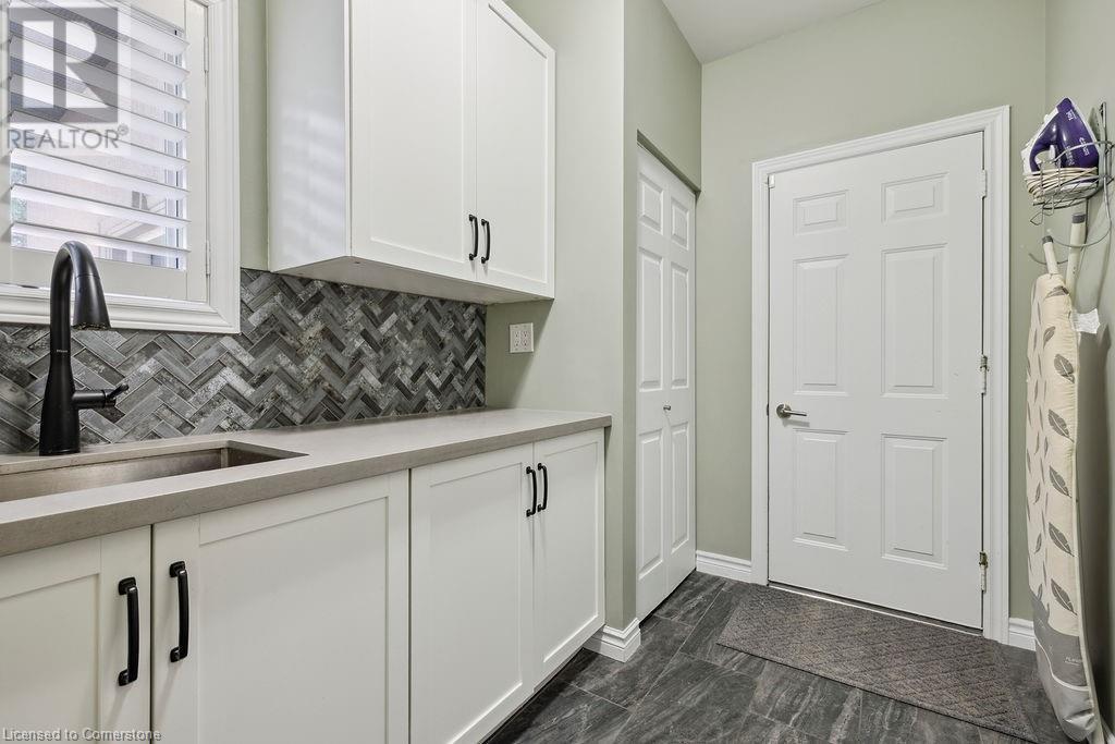 1091 Forestvale Drive, Burlington, Ontario  L7P 4W4 - Photo 41 - 40736482