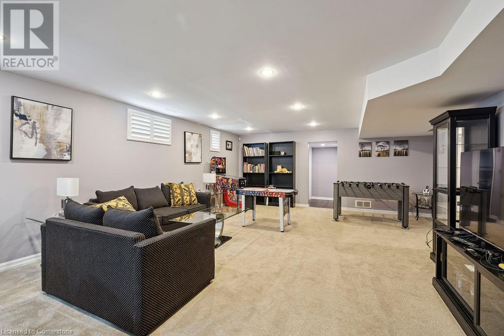 1091 Forestvale Drive, Burlington, Ontario  L7P 4W4 - Photo 45 - 40736482