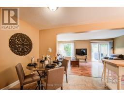 454 ANNAPOLIS COURT, Waterloo, Ontario