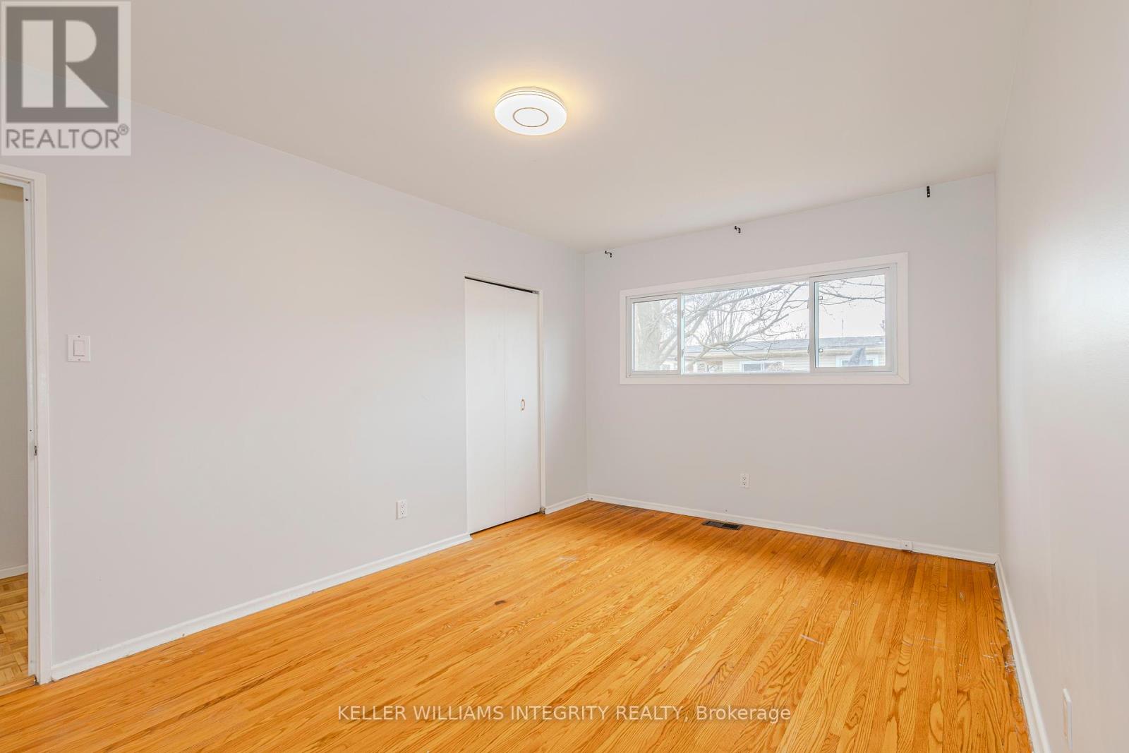 1402 Major Road, Ottawa, Ontario  K1E 1H4 - Photo 10 - X12090811