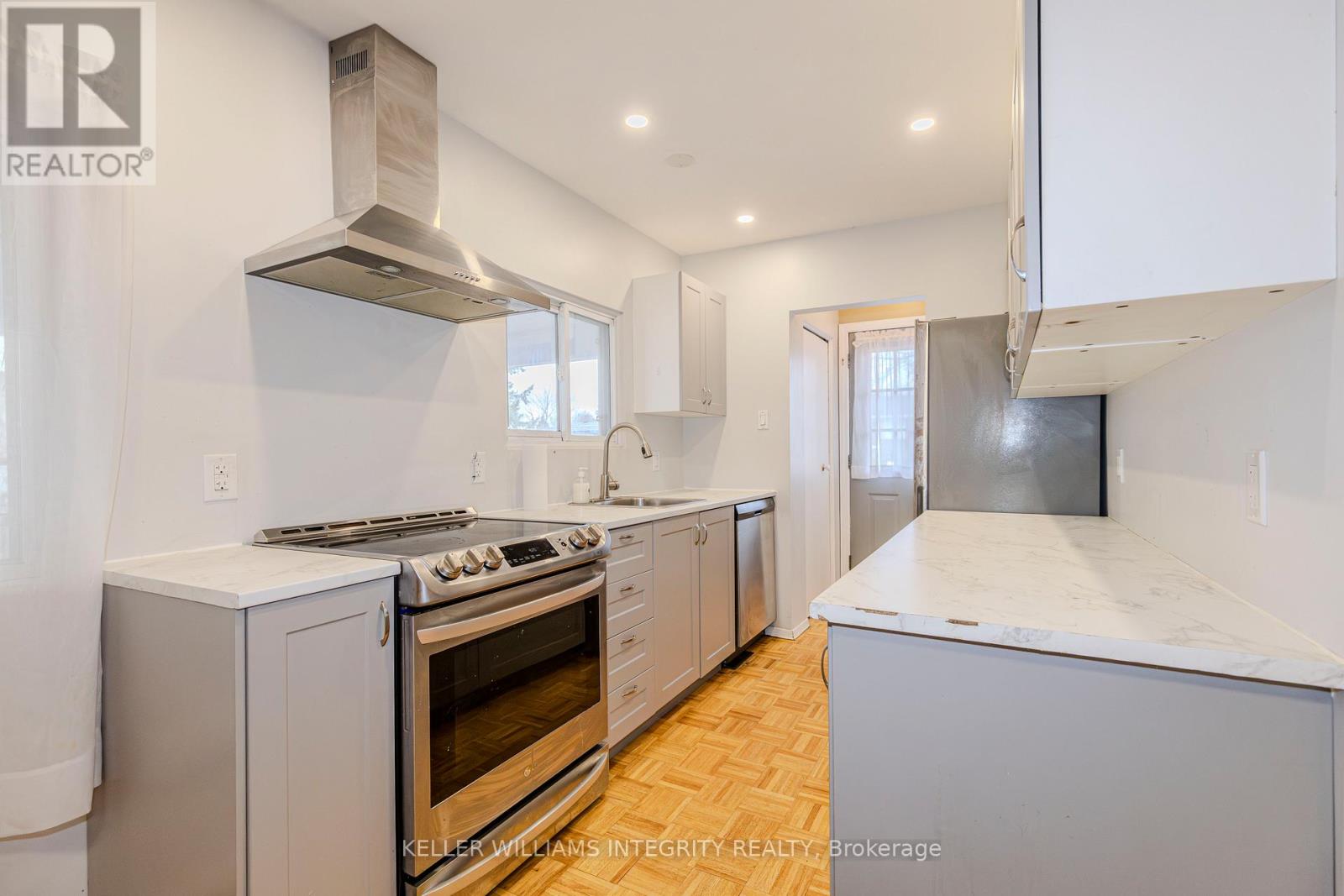 1402 Major Road, Ottawa, Ontario  K1E 1H4 - Photo 15 - X12090811