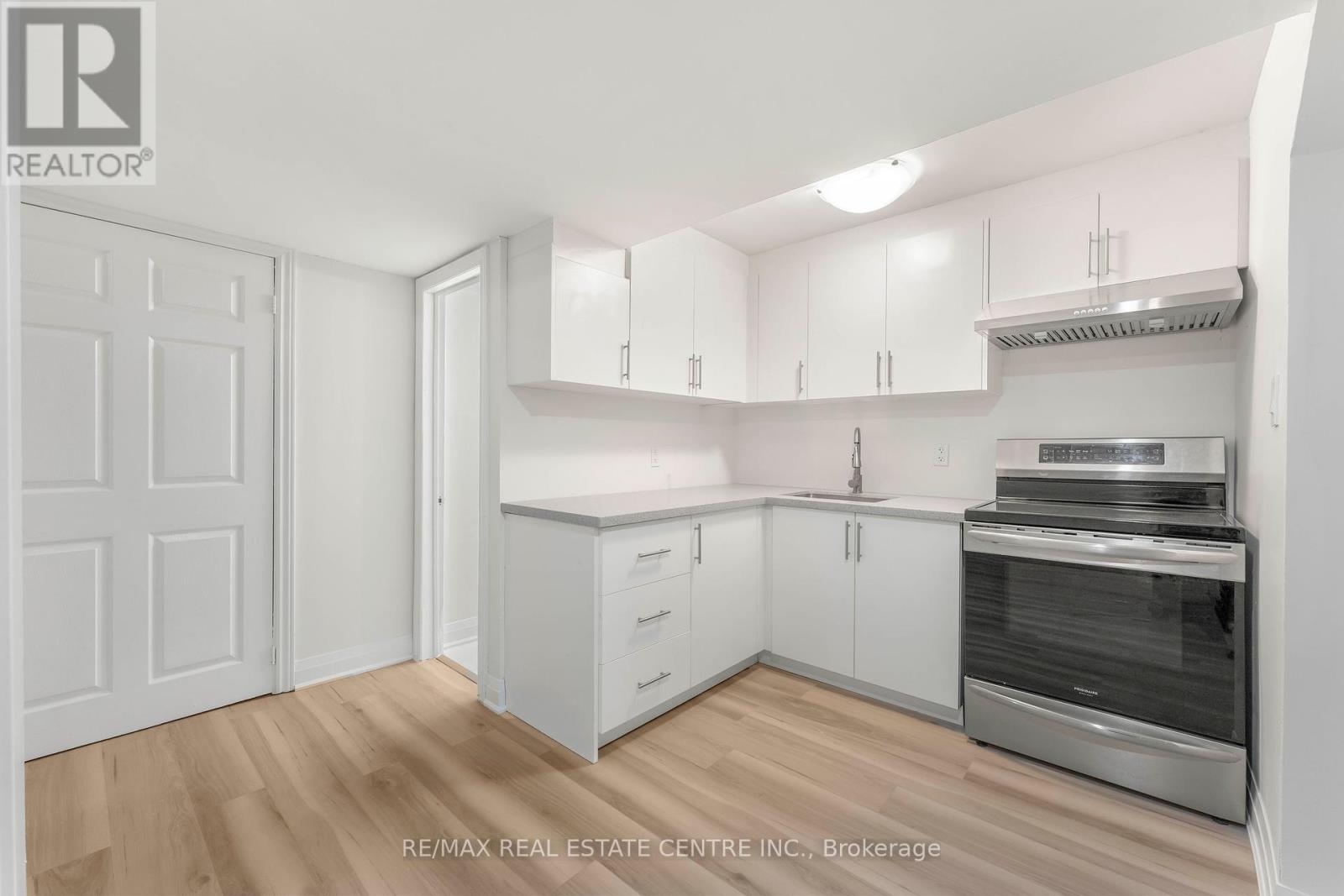 40 Octillo Boulevard, Brampton (Sandringham-Wellington), Ontario  L6R 2P6 - Photo 27 - W12206384