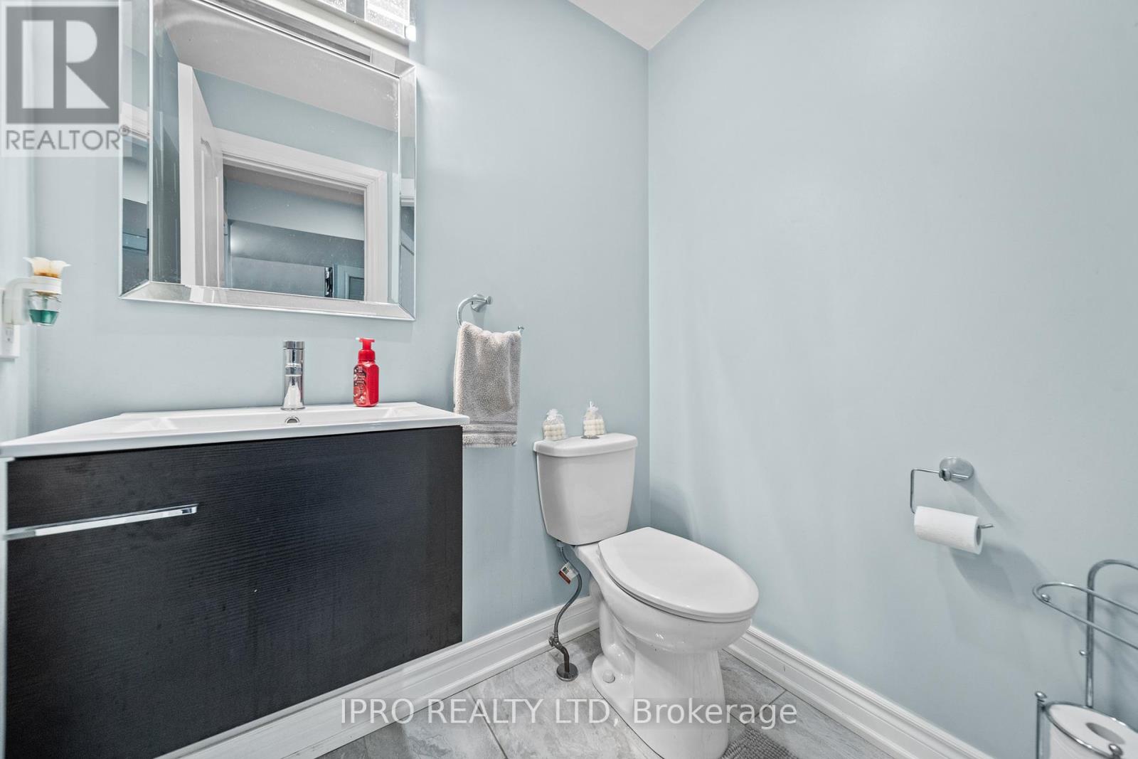 14 Saddleback Square, Brampton (Fletcher's Creek Village), Ontario  L6X 5C5 - Photo 33 - W12206407