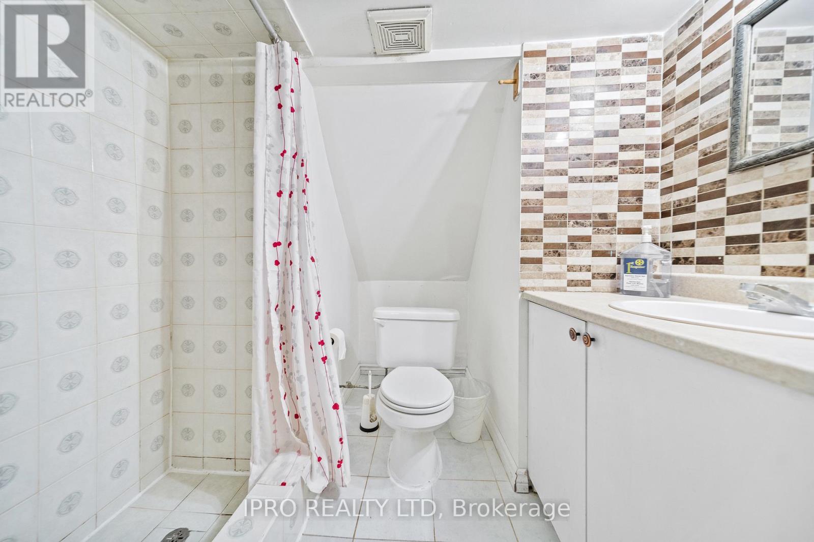 14 Saddleback Square, Brampton (Fletcher's Creek Village), Ontario  L6X 5C5 - Photo 41 - W12206407