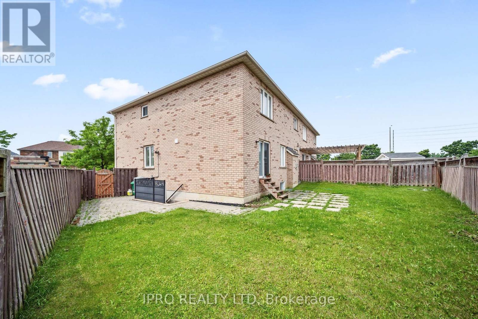 14 Saddleback Square, Brampton (Fletcher's Creek Village), Ontario  L6X 5C5 - Photo 43 - W12206407