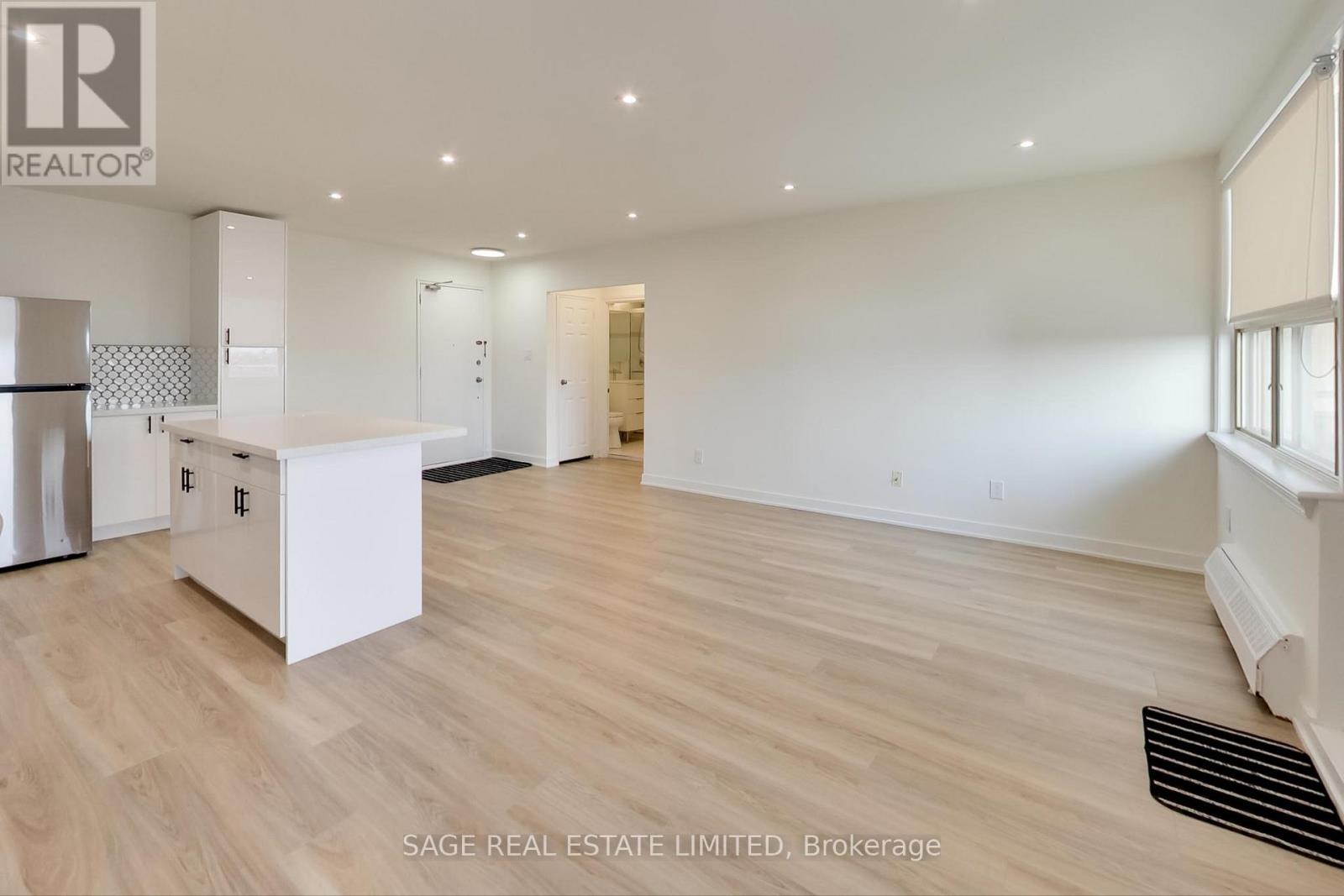 502 - 2961 Dufferin Street, Toronto, Ontario  M6B 3T2 - Photo 6 - W12206411