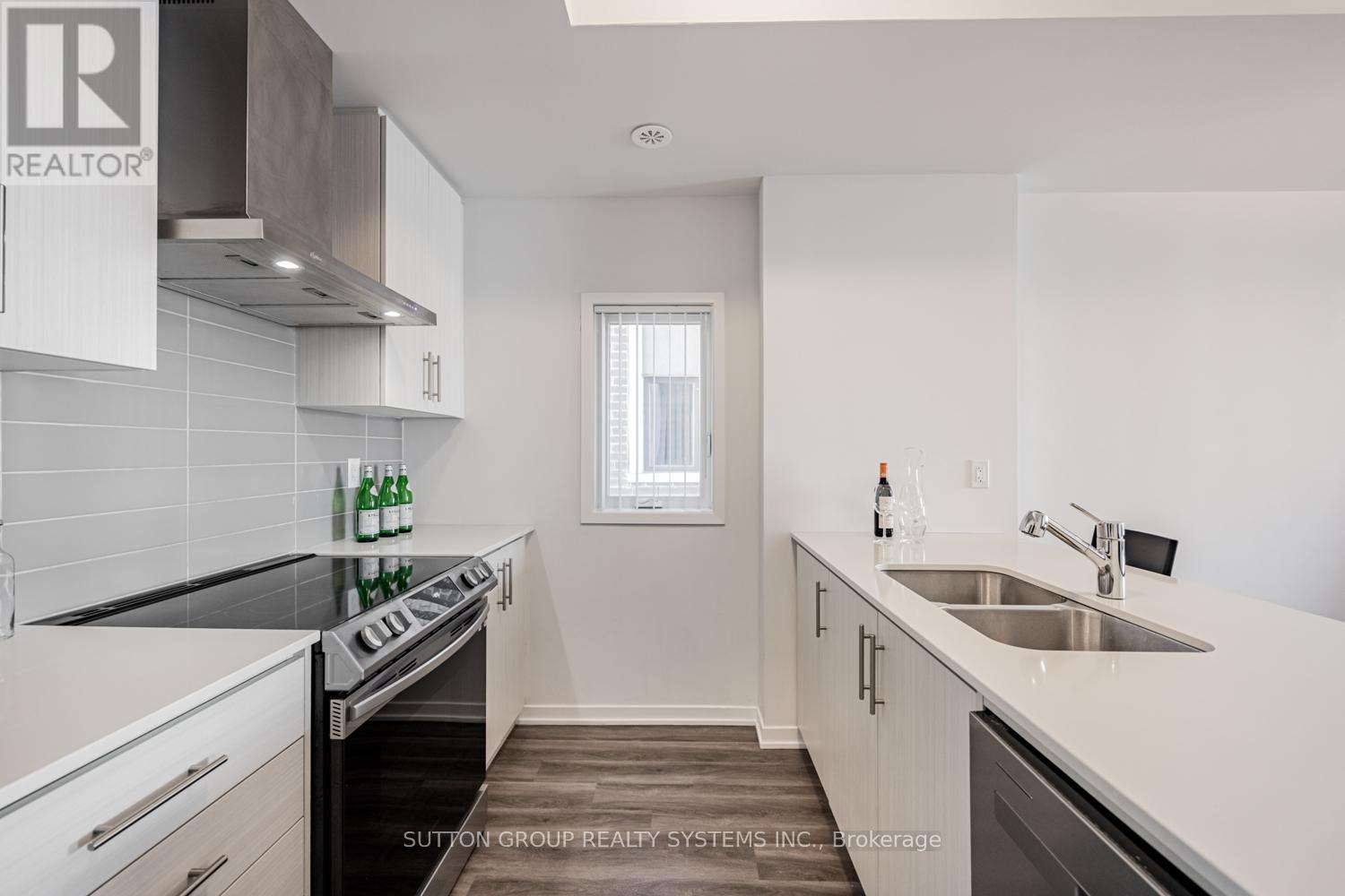 199 - 10 Lloyd Janes Lane, Toronto (New Toronto), Ontario  M8V 0J6 - Photo 20 - W12206423