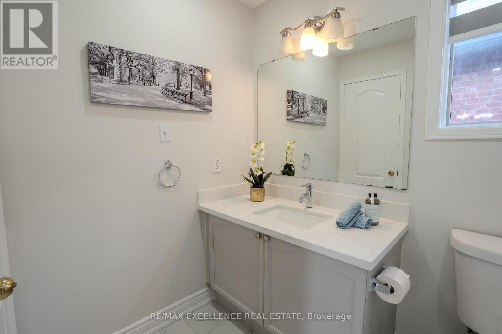 6839 Gracefield Drive, Mississauga, Ontario  L5N 6T6 - Photo 22 - W12206429