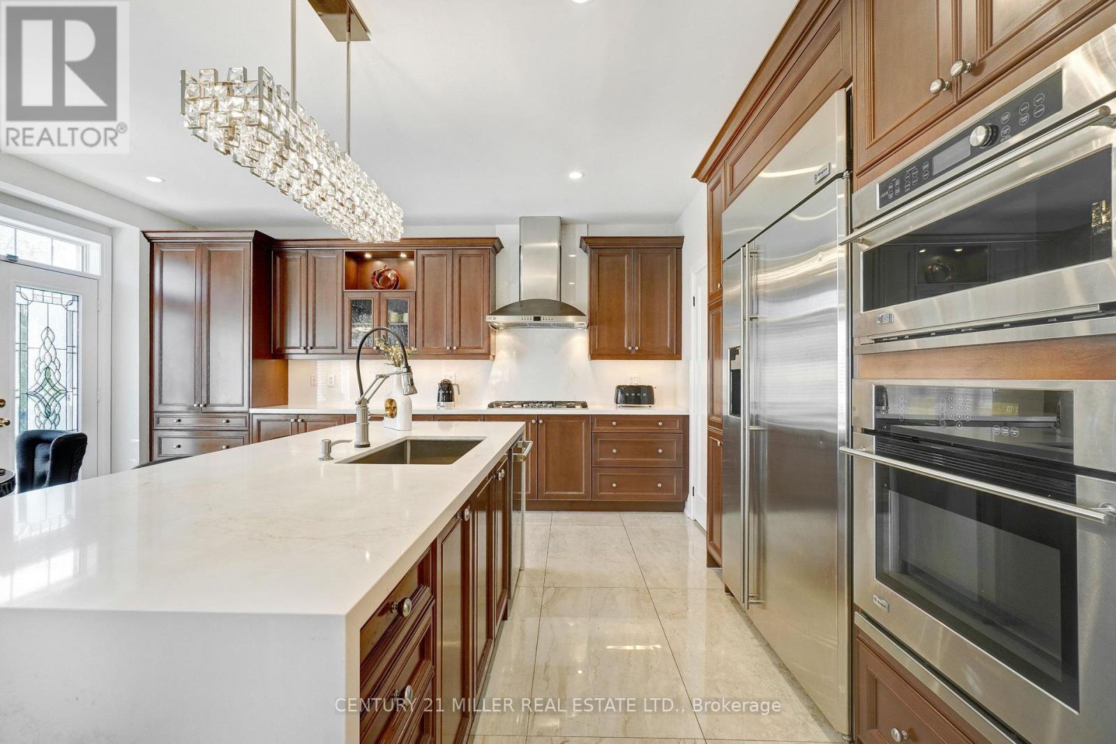 3298 Liptay Avenue, Oakville, Ontario  L6M 0N1 - Photo 11 - W12206432