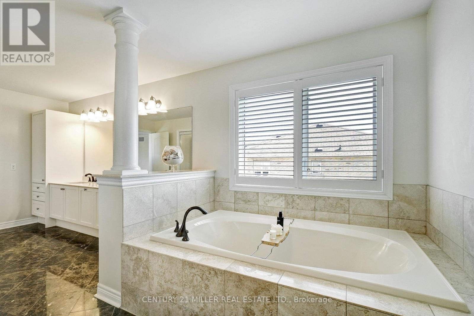 3298 Liptay Avenue, Oakville, Ontario  L6M 0N1 - Photo 25 - W12206432