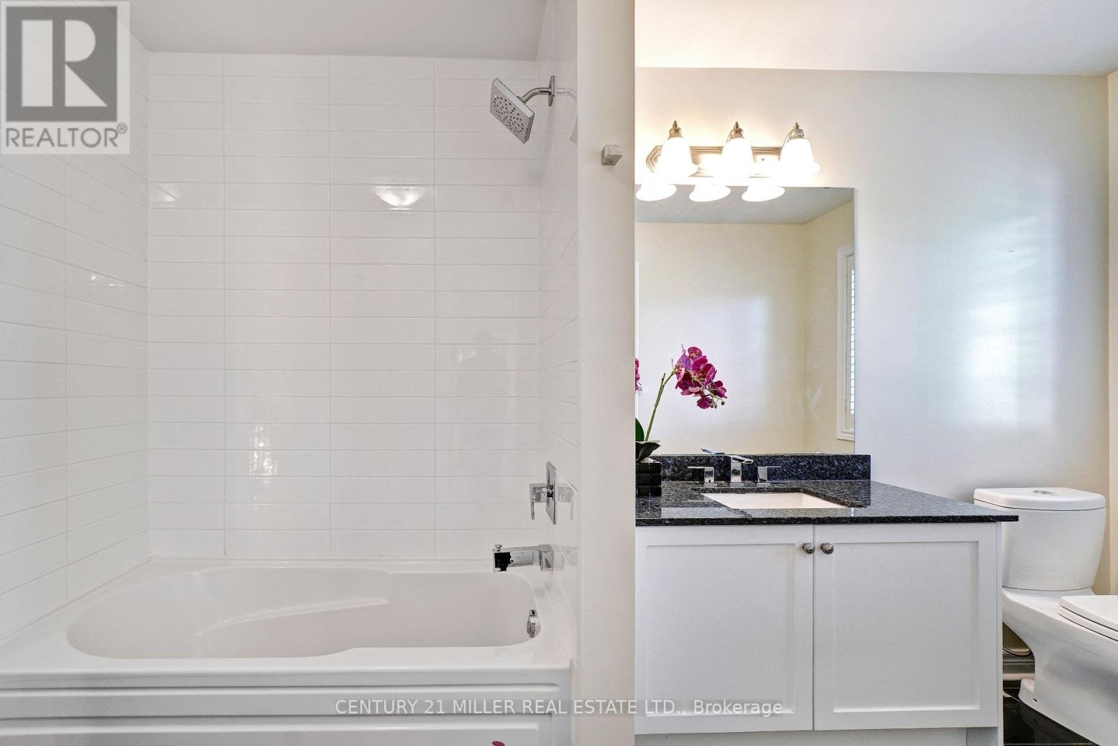 3298 Liptay Avenue, Oakville, Ontario  L6M 0N1 - Photo 34 - W12206432