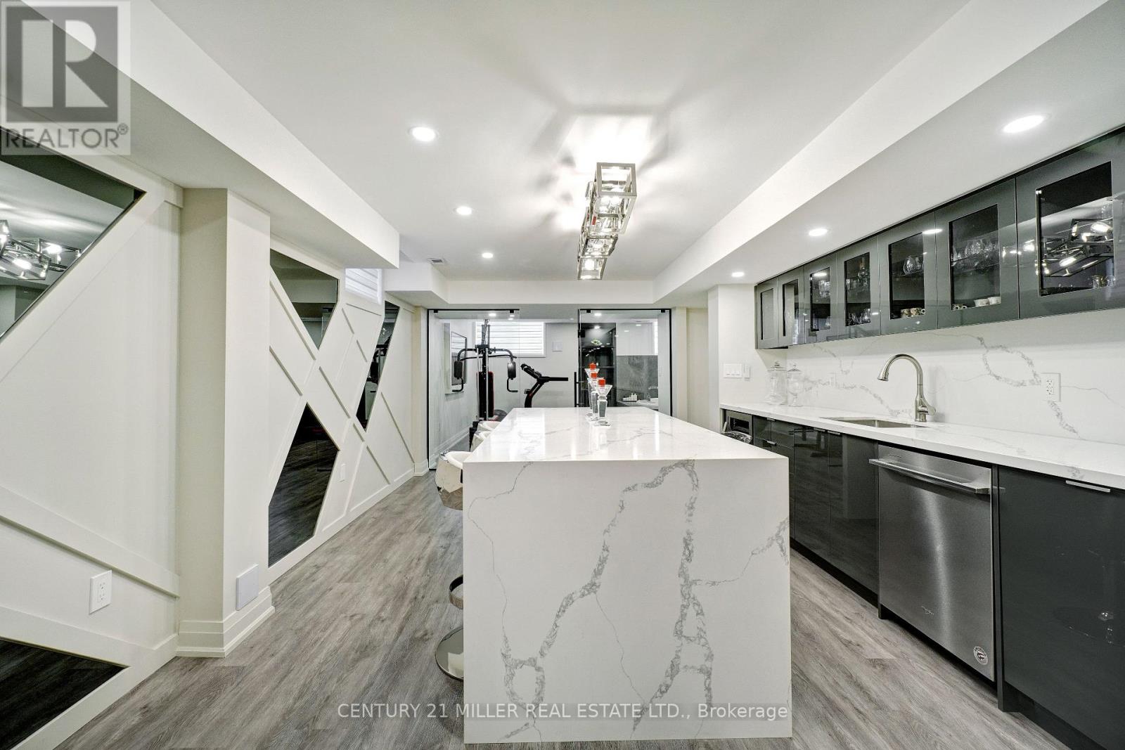 3298 Liptay Avenue, Oakville, Ontario  L6M 0N1 - Photo 38 - W12206432