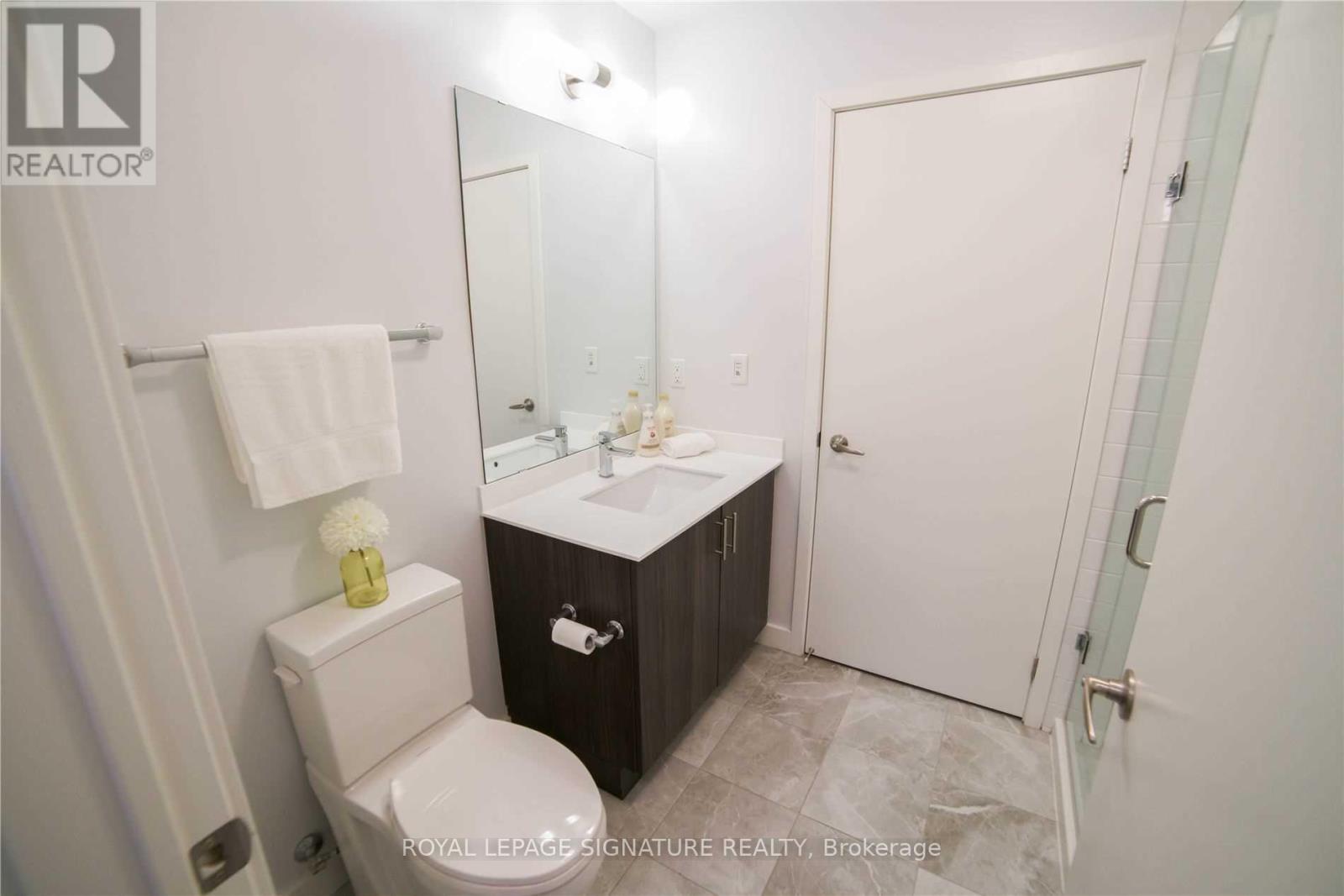 103 - 168 Sabina Drive, Oakville (Go Glenorchy), Ontario  L6H 7C3 - Photo 11 - W12206454