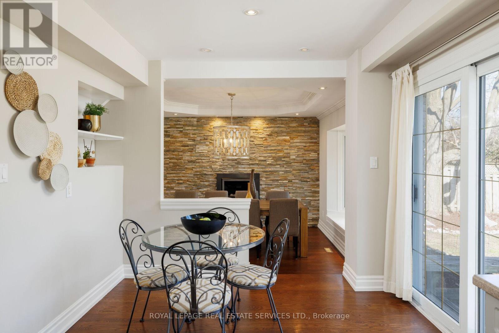 2358 Canso Road, Oakville (Fd Ford), Ontario  L6J 5W6 - Photo 10 - W12206458