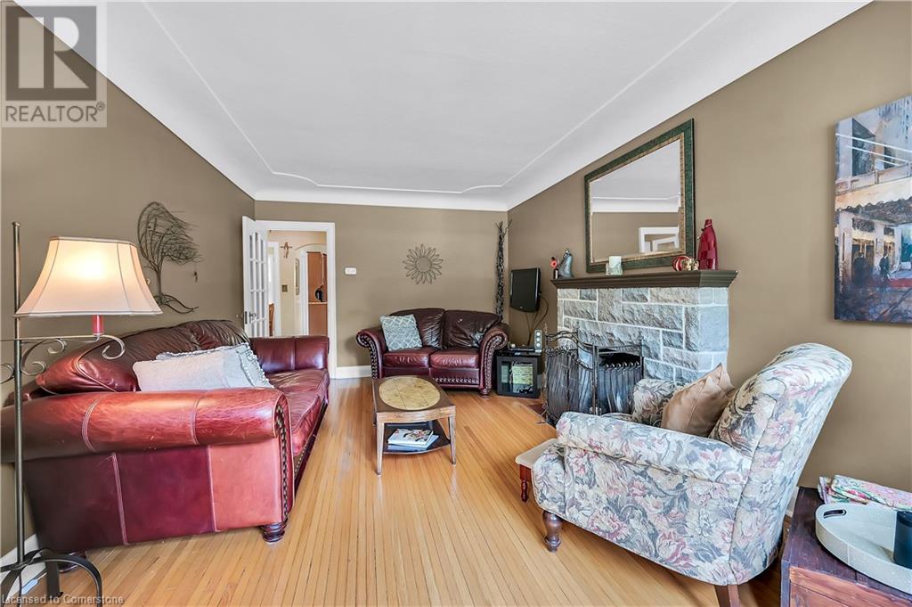 360 Guelph Line, Burlington, Ontario  L7R 3L4 - Photo 11 - 40702285
