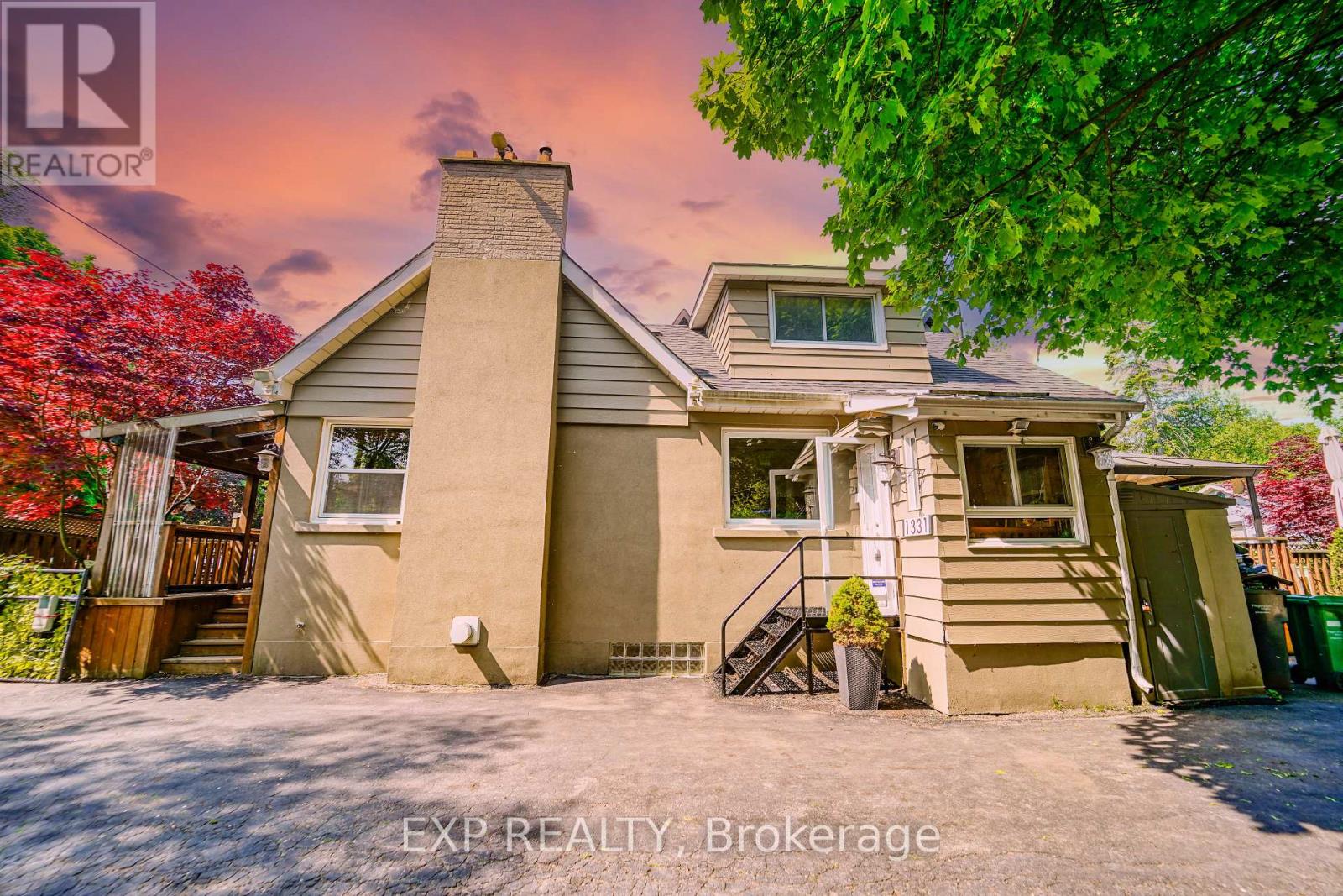 1331 St. James Avenue, Mississauga, Ontario  L5E 1J3 - Photo 1 - W12206480