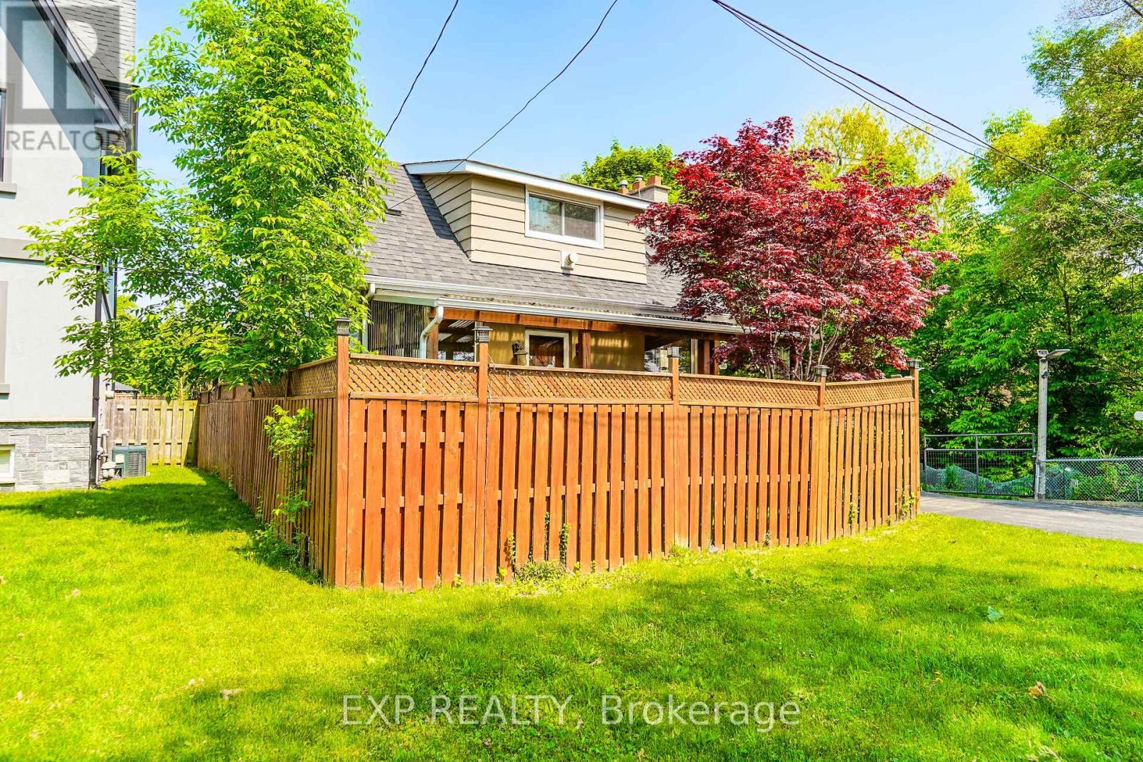 1331 St. James Avenue, Mississauga, Ontario  L5E 1J3 - Photo 50 - W12206480