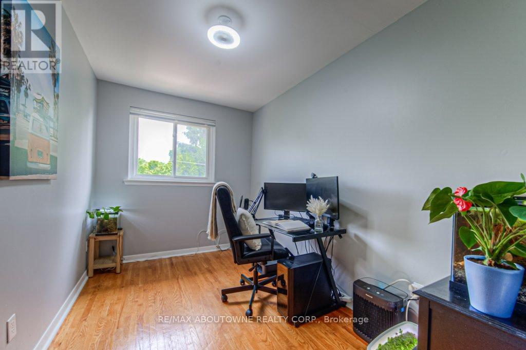 5503 Schueller Crescent, Burlington (Appleby), Ontario  L7L 3T1 - Photo 18 - W12206494