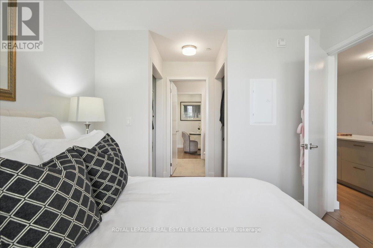 211 - 168 Sabina Drive, Oakville, Ontario  L6H 0W5 - Photo 34 - W12206506