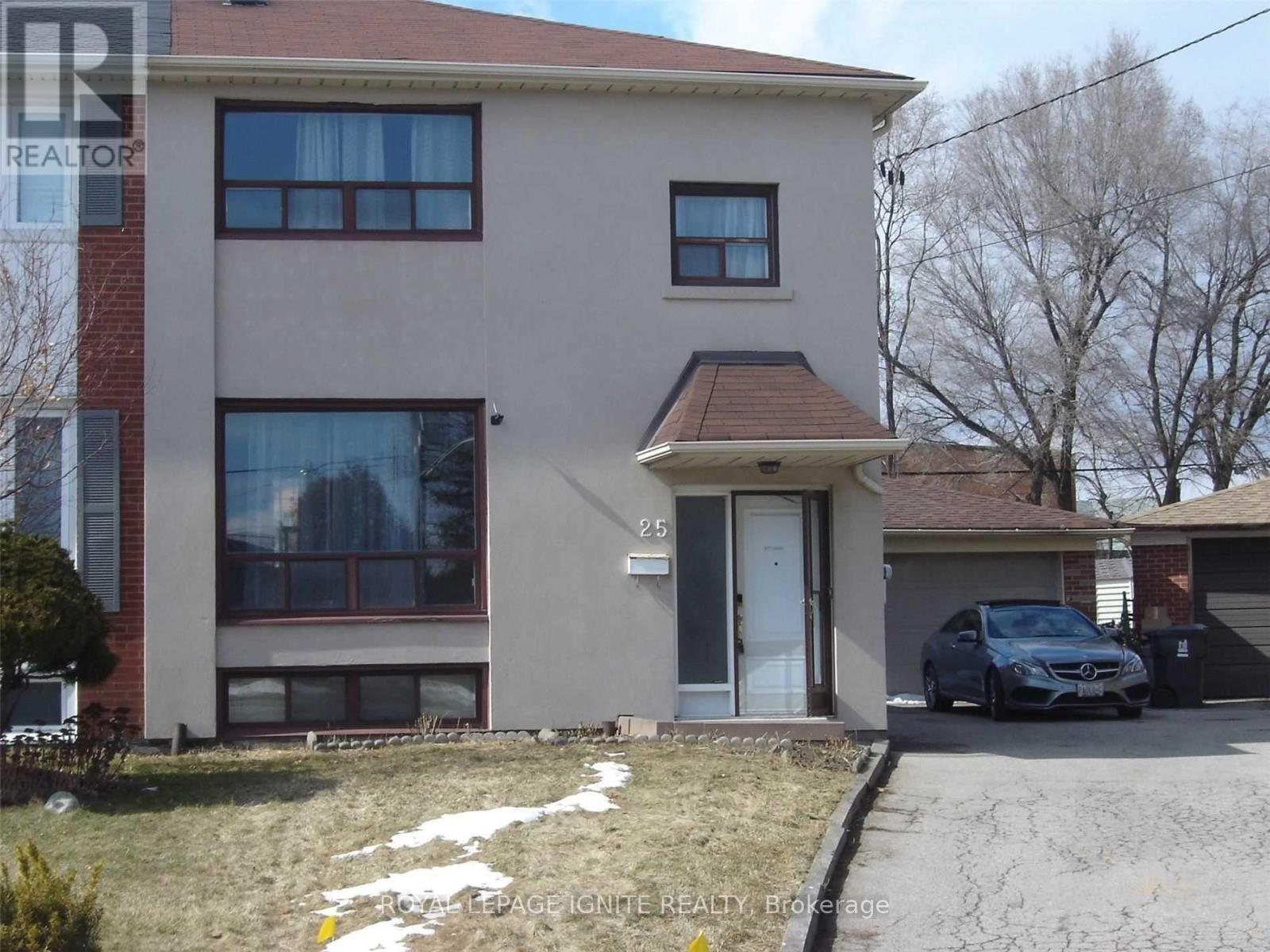 25 STONE COURT, toronto (humbermede), Ontario