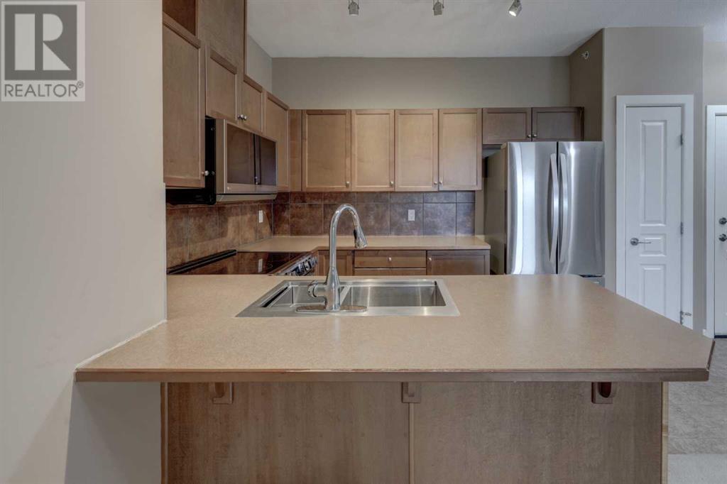 Property at 330, 52 Cranfield Link SE image 4