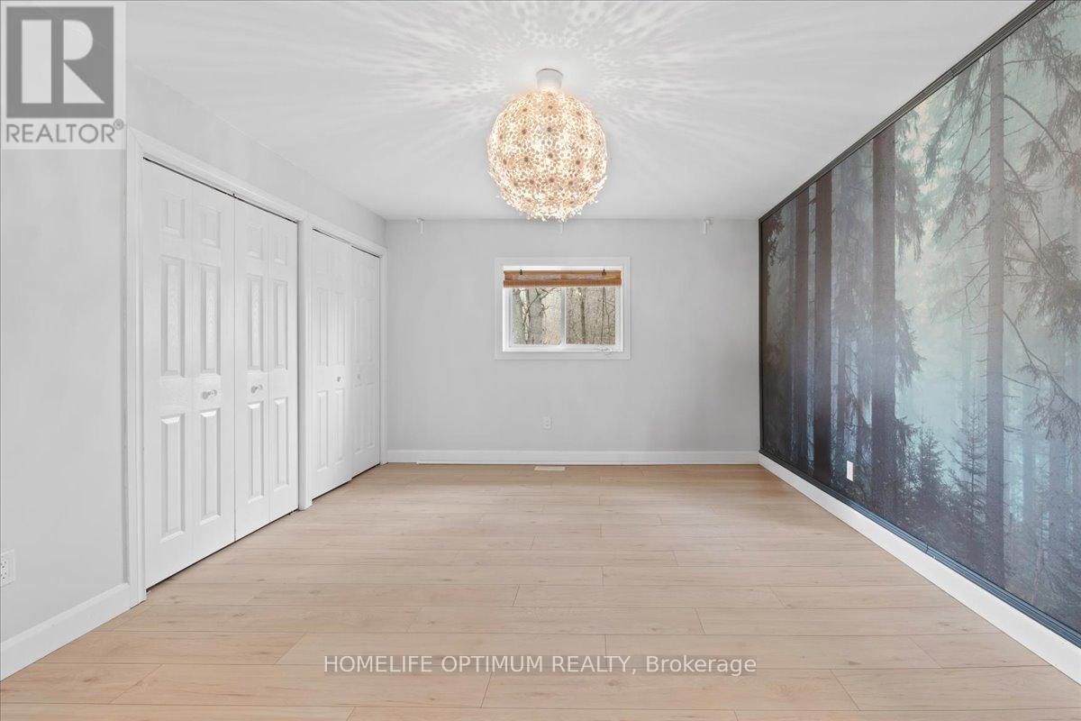 909 Harts Road, Madoc, Ontario  K0K 2K0 - Photo 10 - X12206402