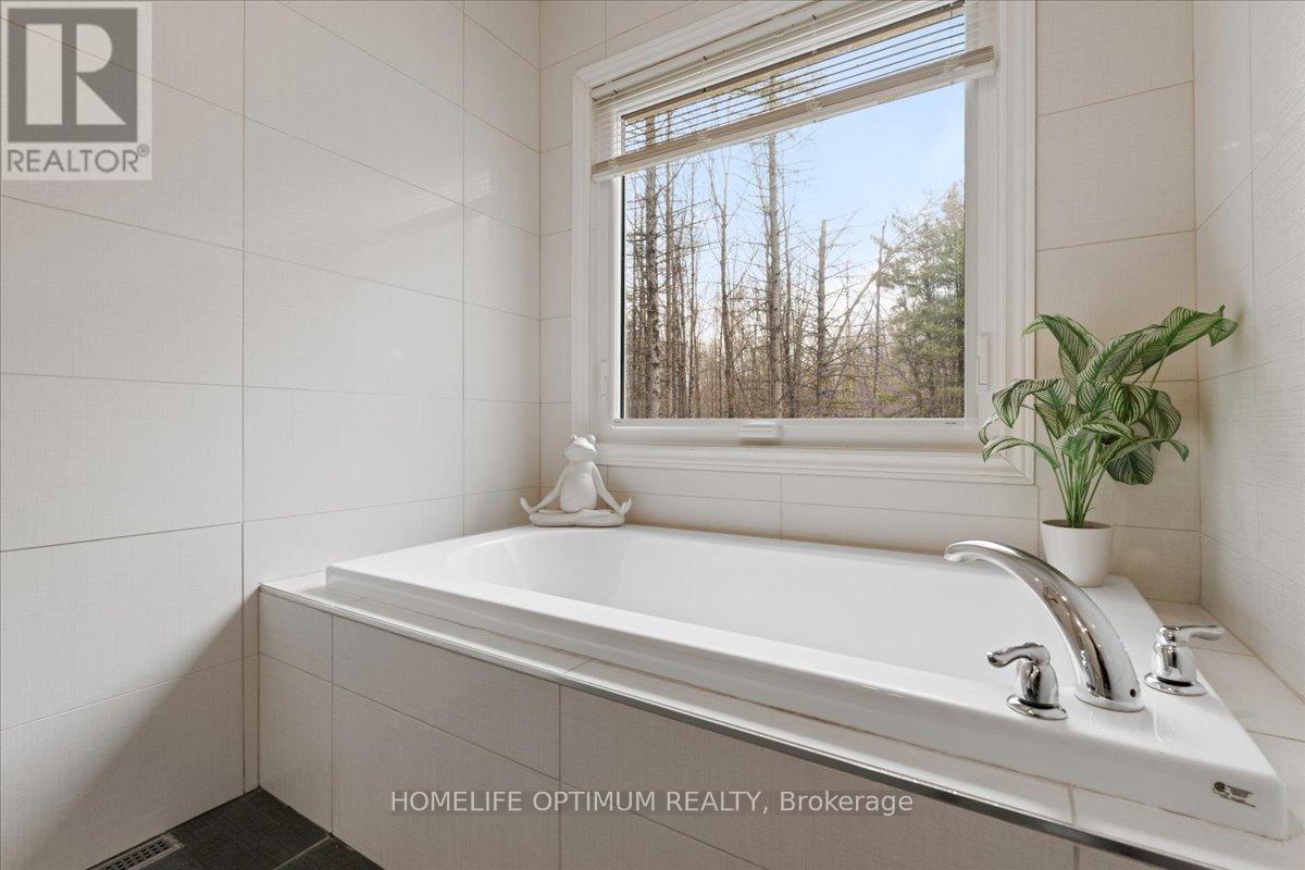 909 Harts Road, Madoc, Ontario  K0K 2K0 - Photo 14 - X12206402
