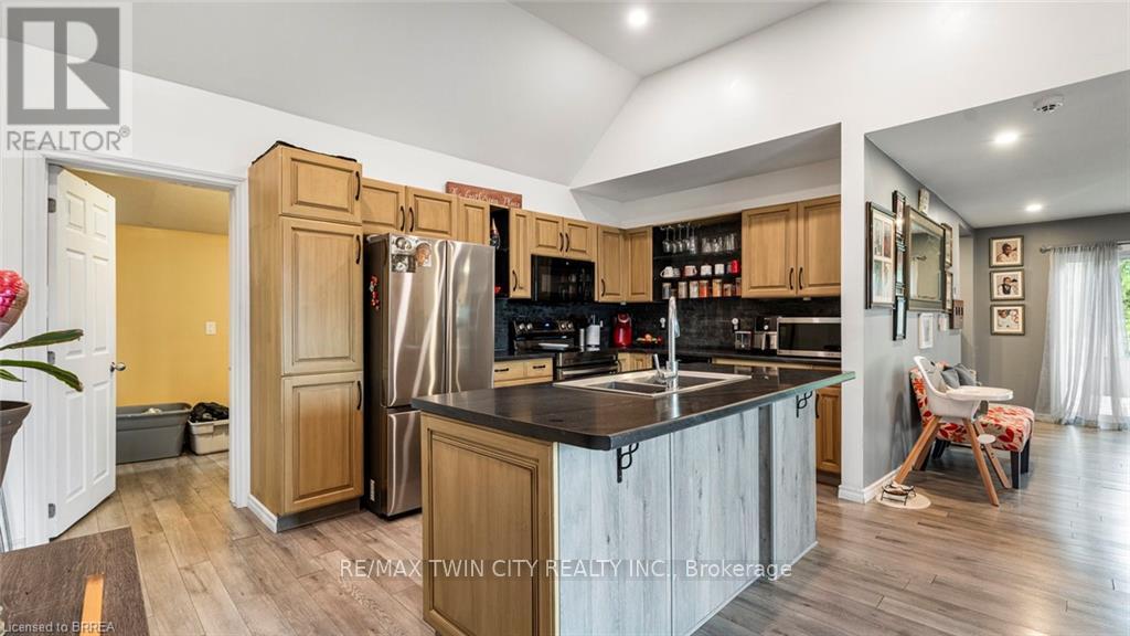 2071 Cockshutt Road, Norfolk, Ontario  N0E 1Y0 - Photo 10 - X12206422