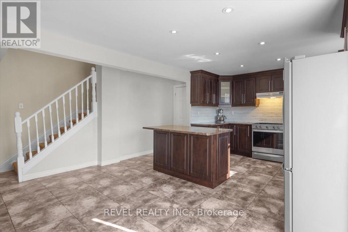 233 Normanhurst Avenue, Hamilton, Ontario  L8H 5N1 - Photo 10 - X12206468