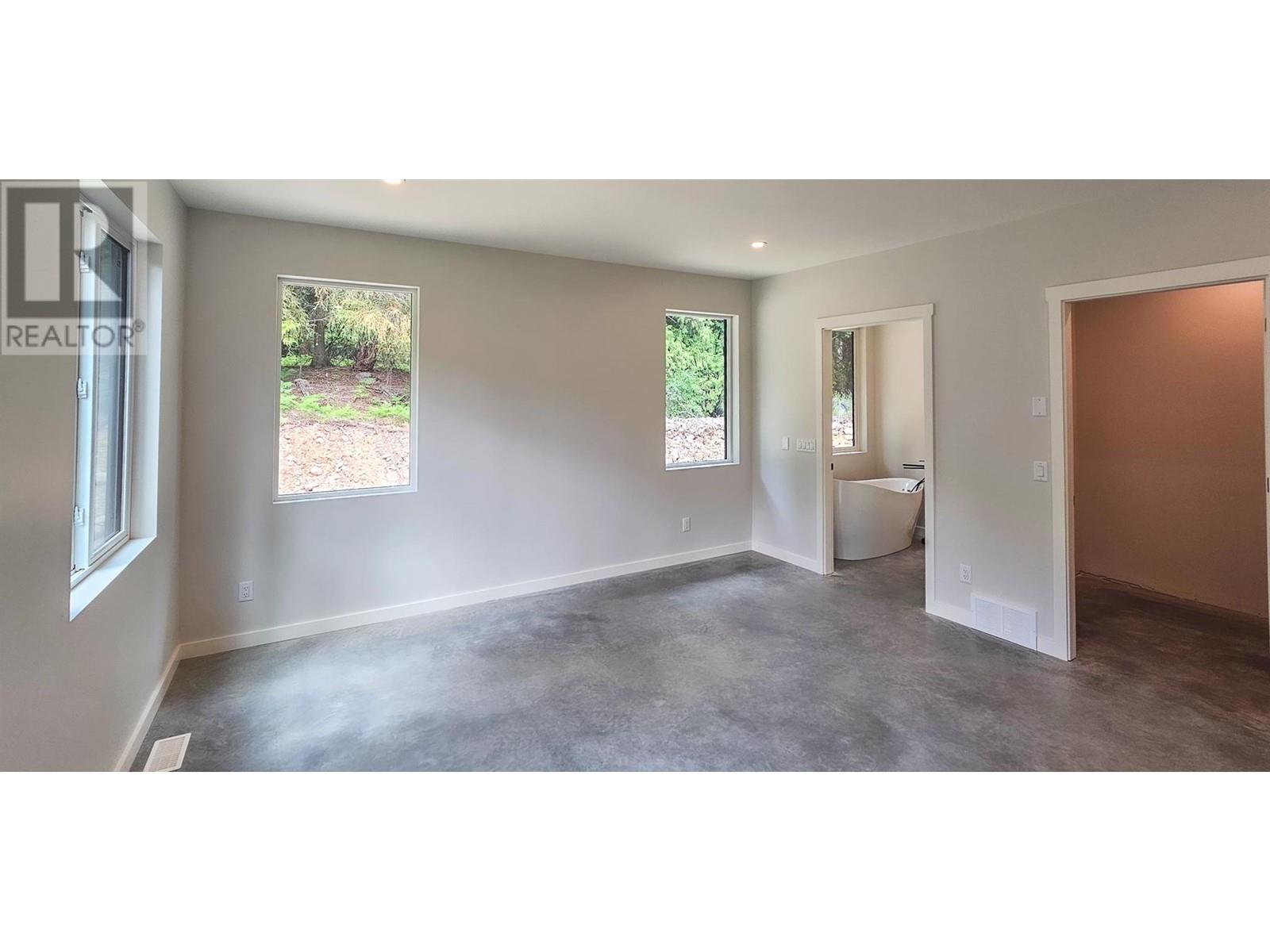 2801 Harlow Road, Nelson, British Columbia  V1L 6L3 - Photo 26 - 10350734