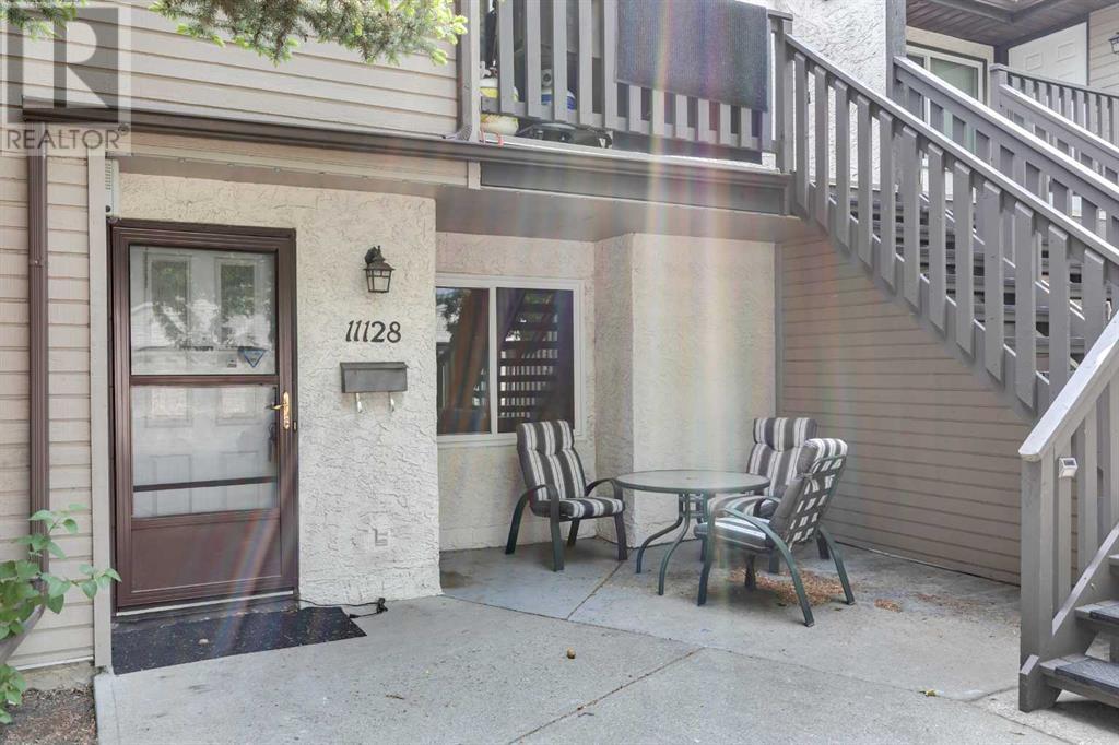 Property at 11128 26 Street SW image 2