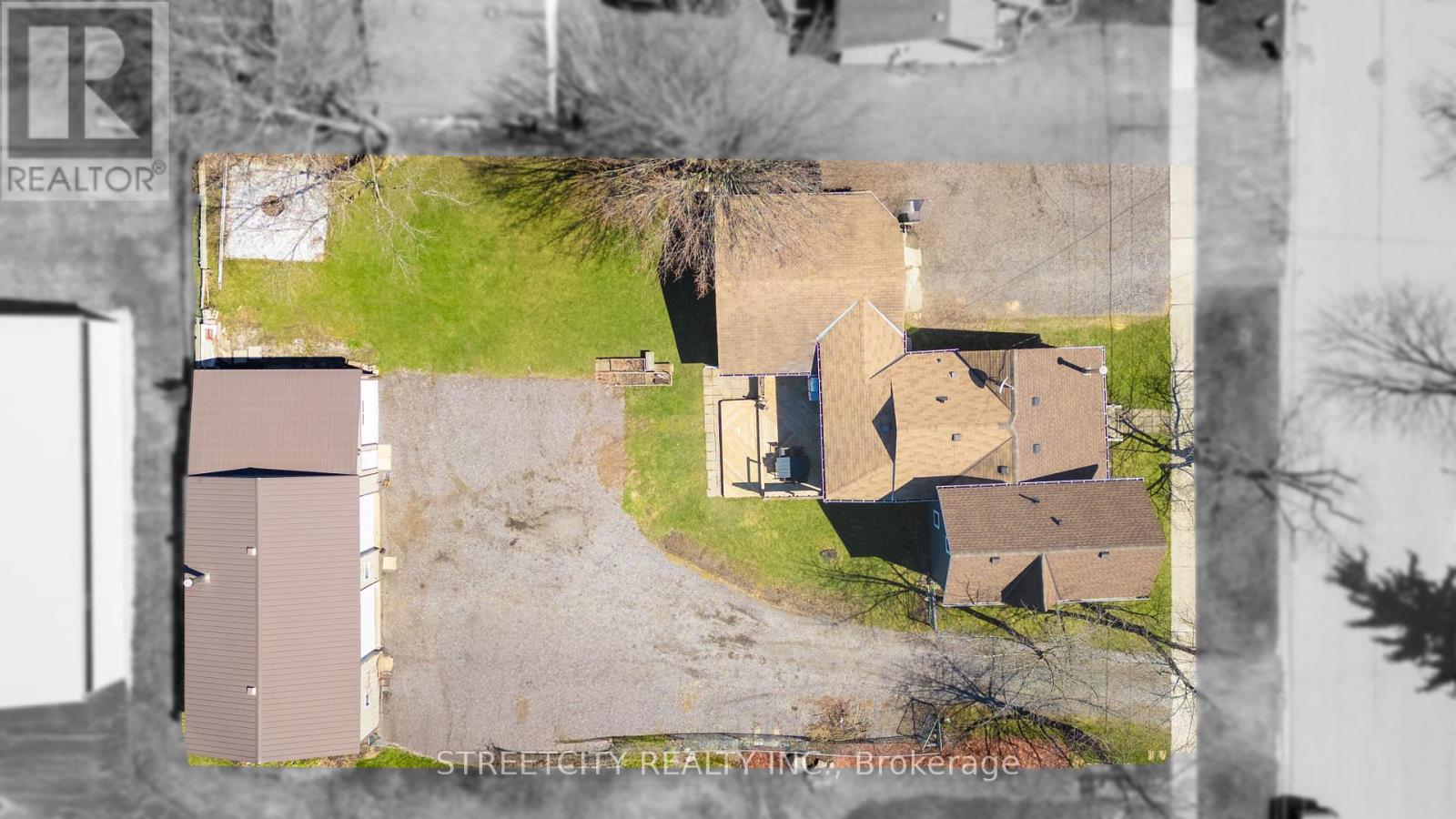 2406 Jane Street, St. Clair, Ontario  N0N 1B0 - Photo 6 - X12206660