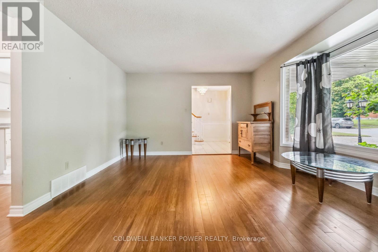 Photo 10 of 47 for 638 Cranbrook Road