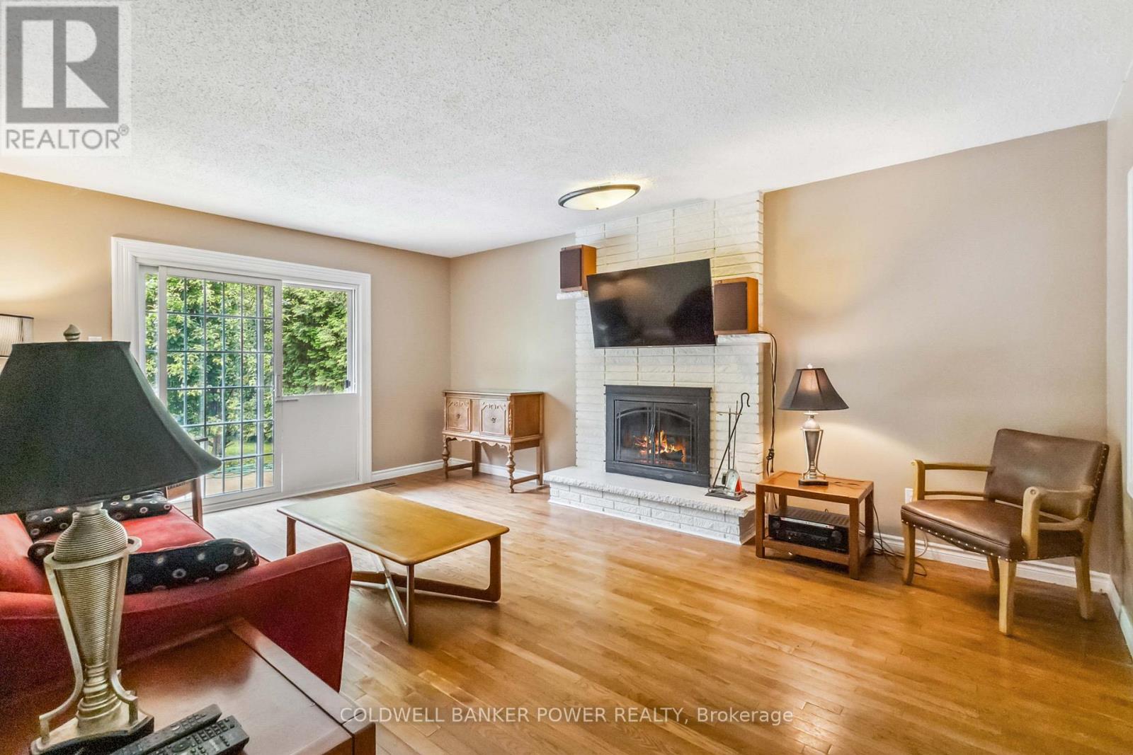 Photo 22 of 47 for 638 Cranbrook Road