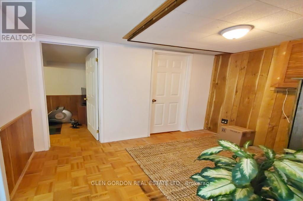 63 Caprice Crescent, London East, Ontario  N5V 3M1 - Photo 20 - X12206668