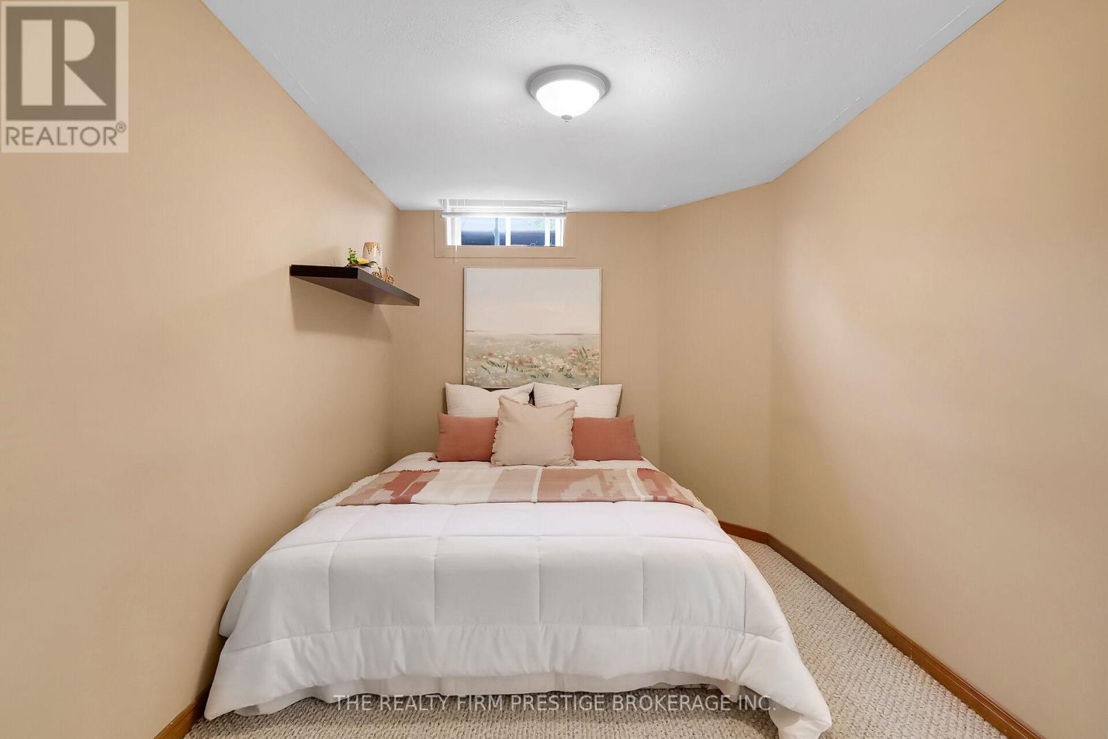 80 Virginia Crescent, London North, Ontario  N5X 3E8 - Photo 37 - X12206678