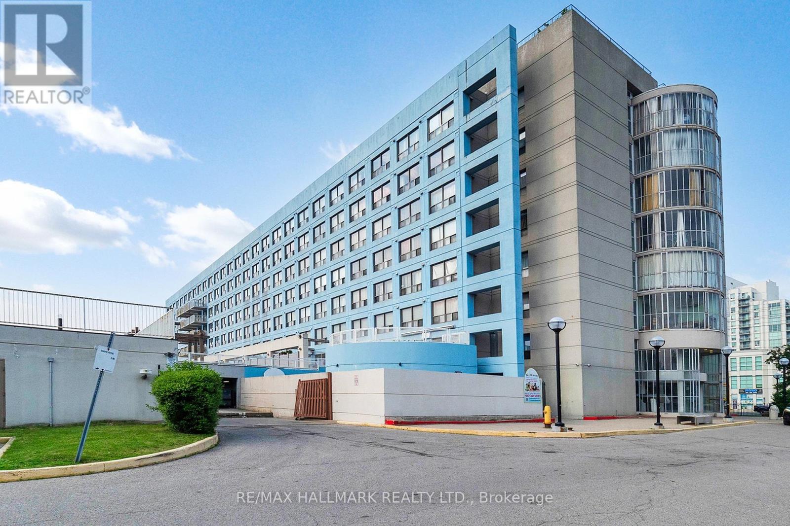 411 - 39 Kimbercroft Court, Toronto, Ontario  M1S 5B5 - Photo 2 - E12203604