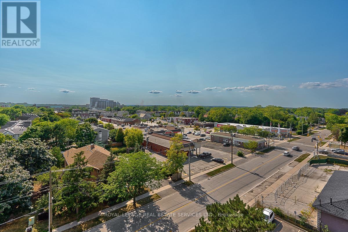 808 - 2263 Marine Drive, Oakville, Ontario  L6L 5K1 - Photo 15 - W12203655