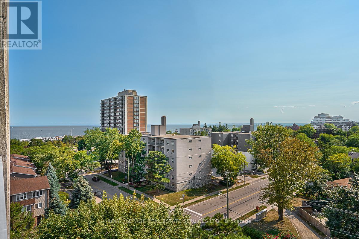 808 - 2263 Marine Drive, Oakville, Ontario  L6L 5K1 - Photo 14 - W12203655