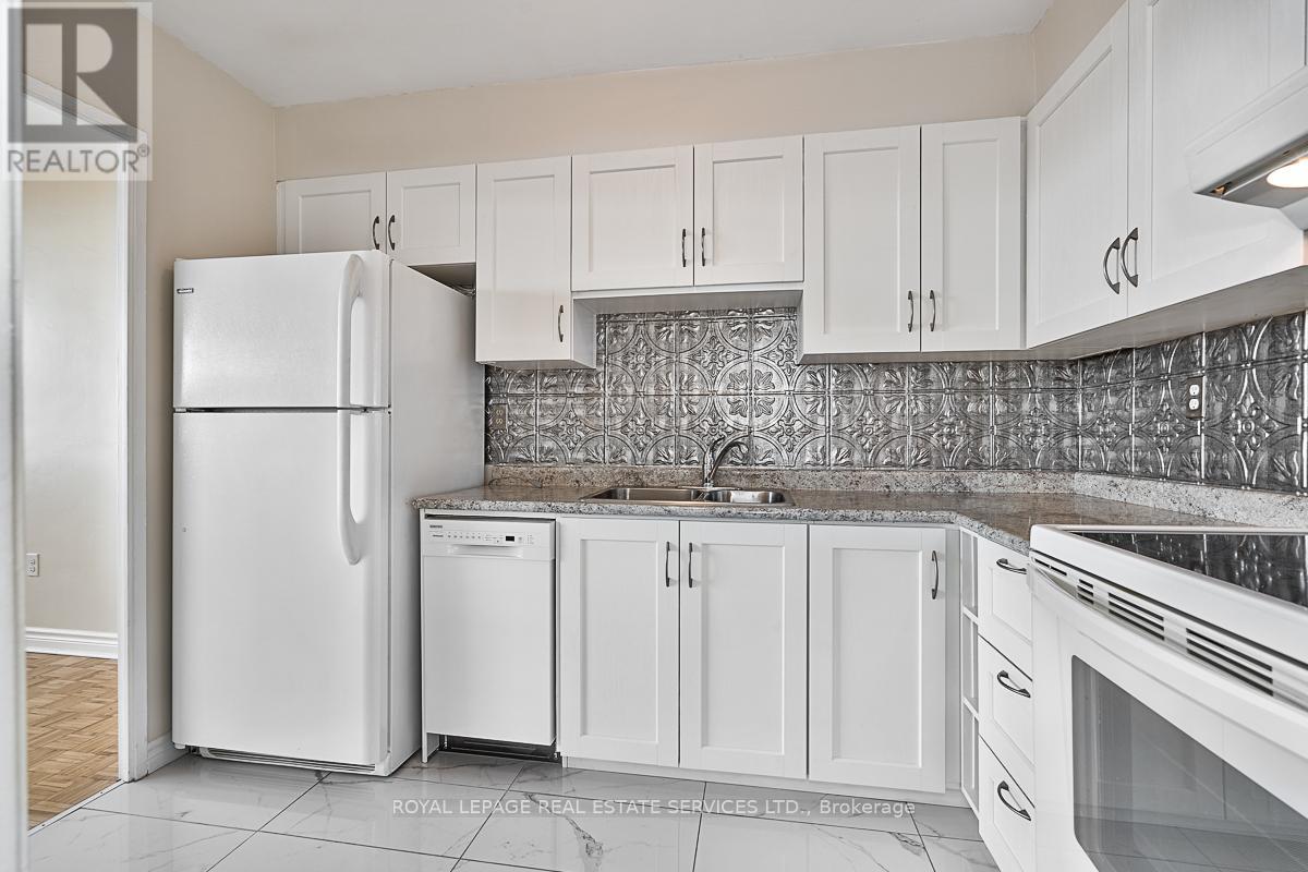 808 - 2263 Marine Drive, Oakville, Ontario  L6L 5K1 - Photo 16 - W12203655