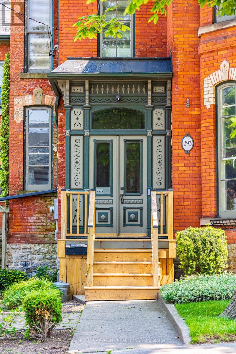 293 Park Street S, Hamilton, Ontario  L8P 3G5 - Photo 3 - X12113421