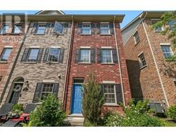 12 OXFORDSHIRE Lane, Kitchener, Ontario