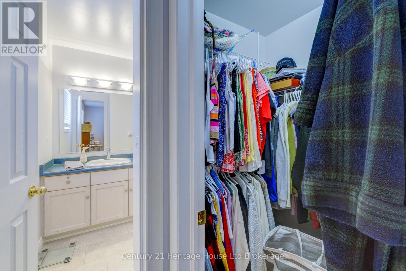 787 Hunter's Gate Crescent, Woodstock, Ontario  N4V 1G4 - Photo 31 - X12206721