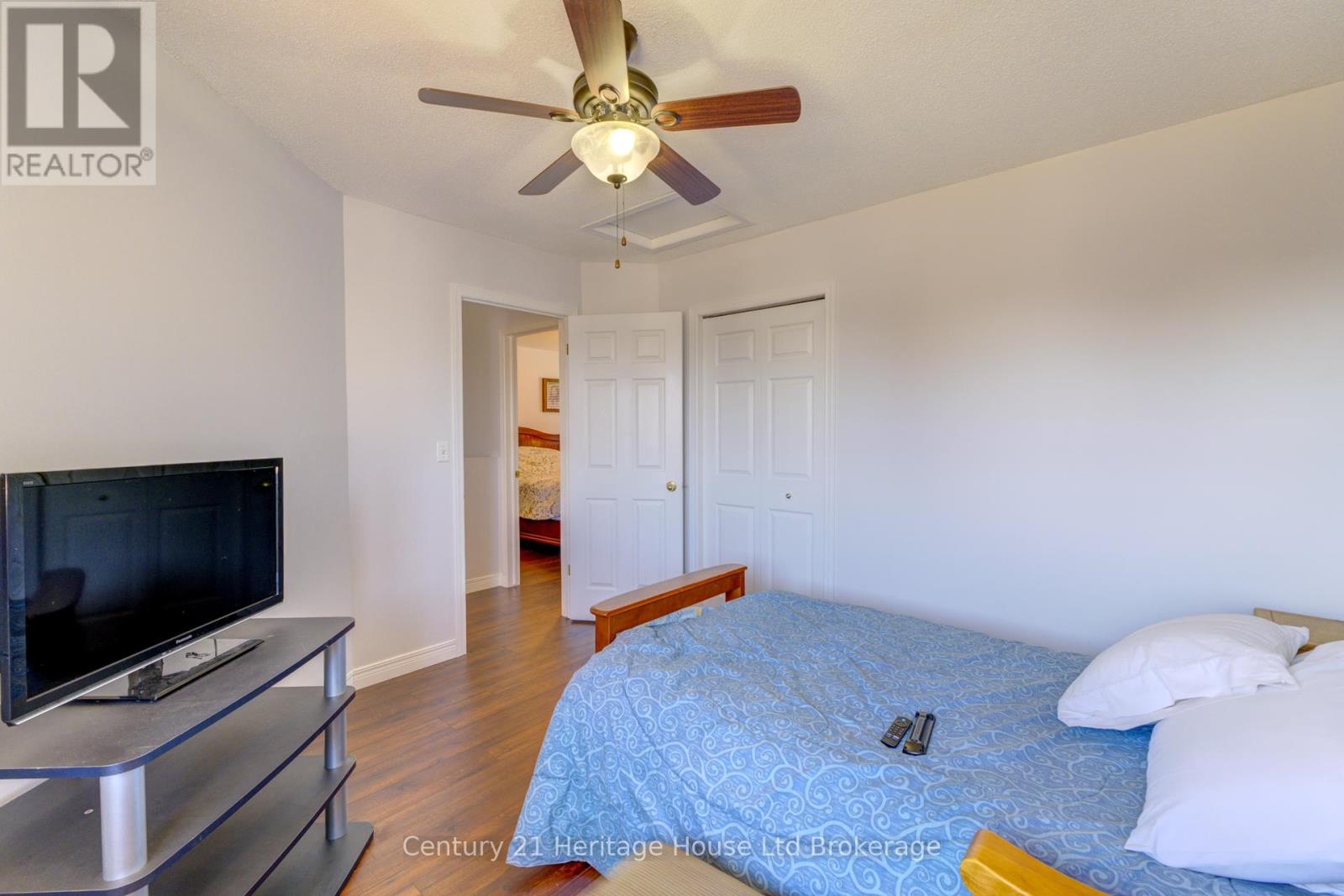 787 Hunter's Gate Crescent, Woodstock, Ontario  N4V 1G4 - Photo 34 - X12206721