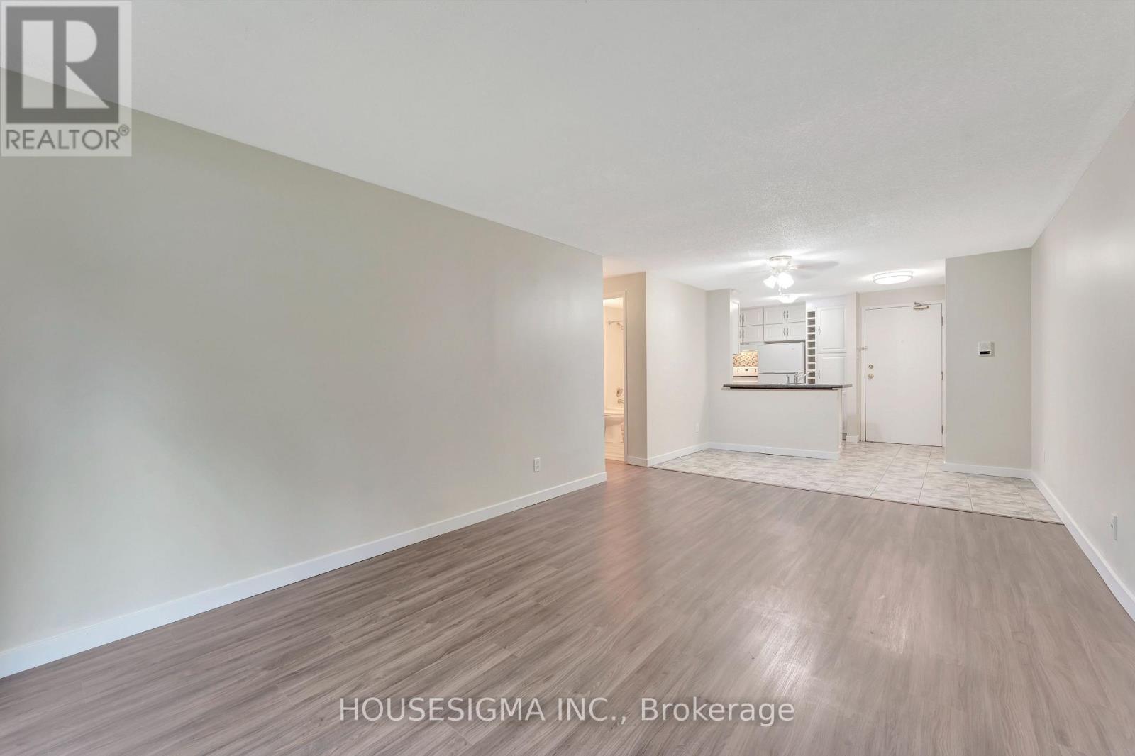 206 - 30 Bridge Street W, Kitchener, Ontario  N2K 1K4 - Photo 10 - X12127535
