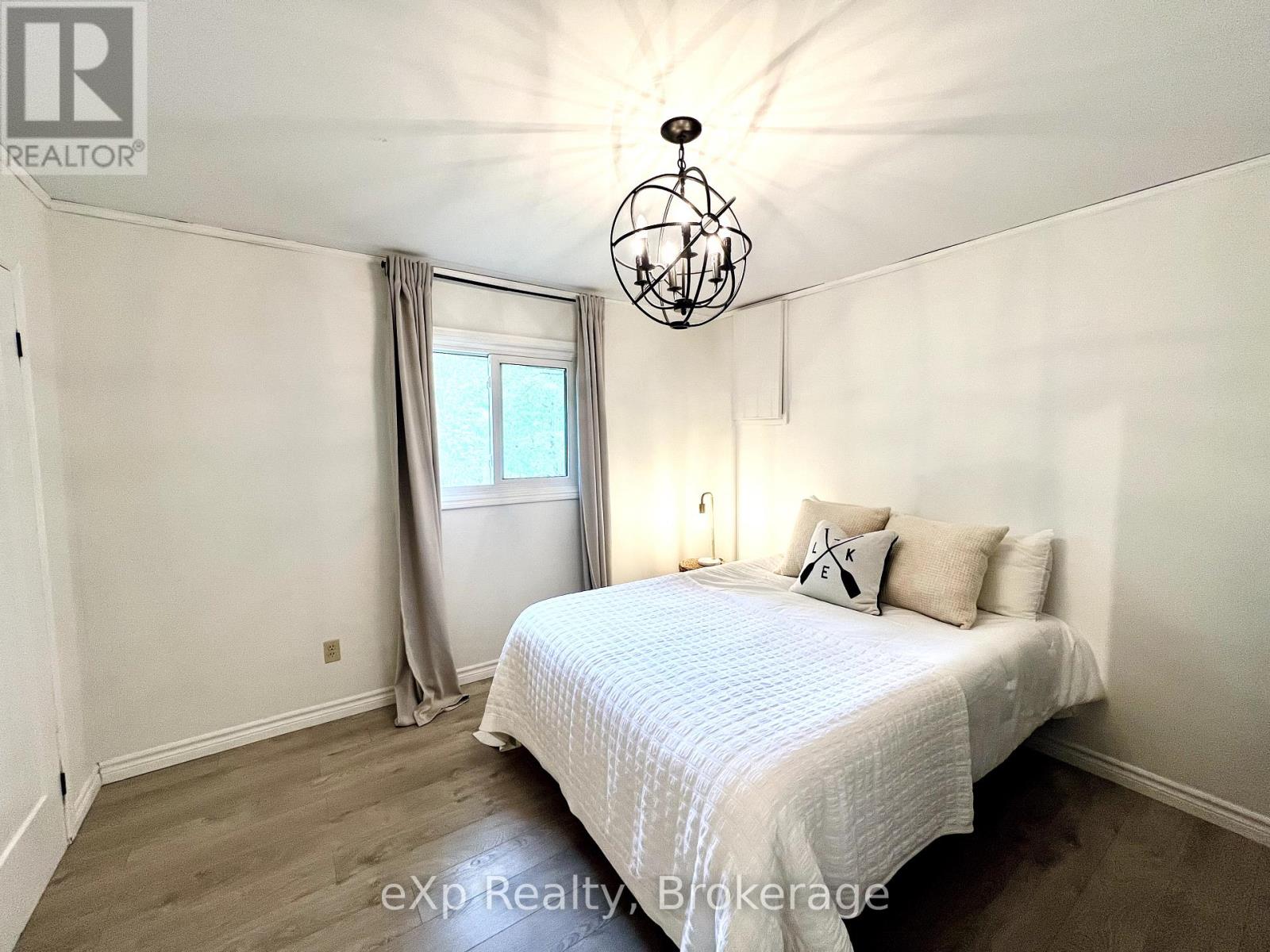 15 Mapleport Crescent, South Bruce Peninsula, Ontario  N0H 2T0 - Photo 13 - X12206706