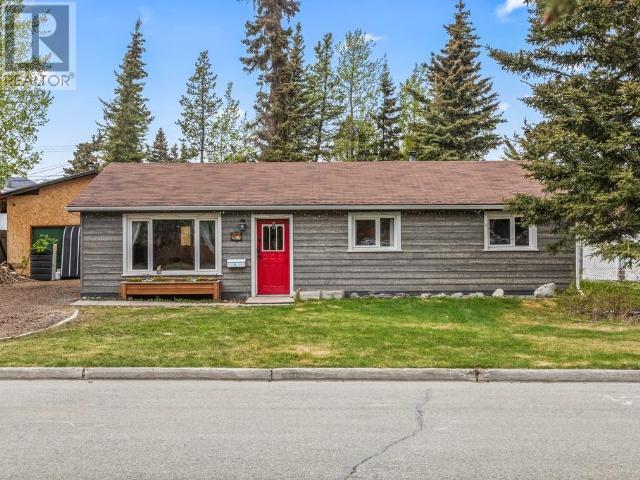 Property at 47 CEDAR CRESCENT image 1