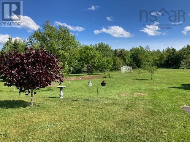 Property at 676 201 Highway image 4